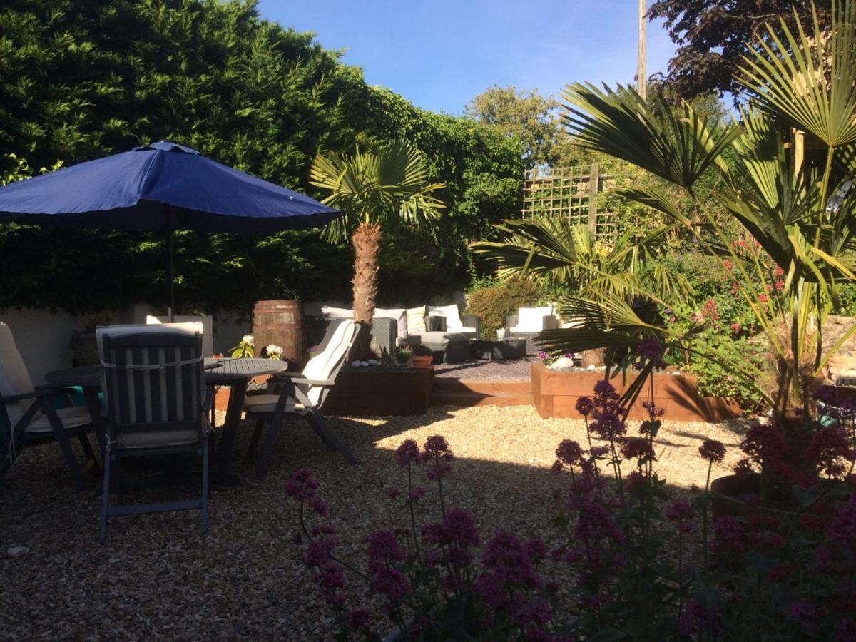 Guest Suite at 31 Little England Milborne Saint Andrew Extérieur photo