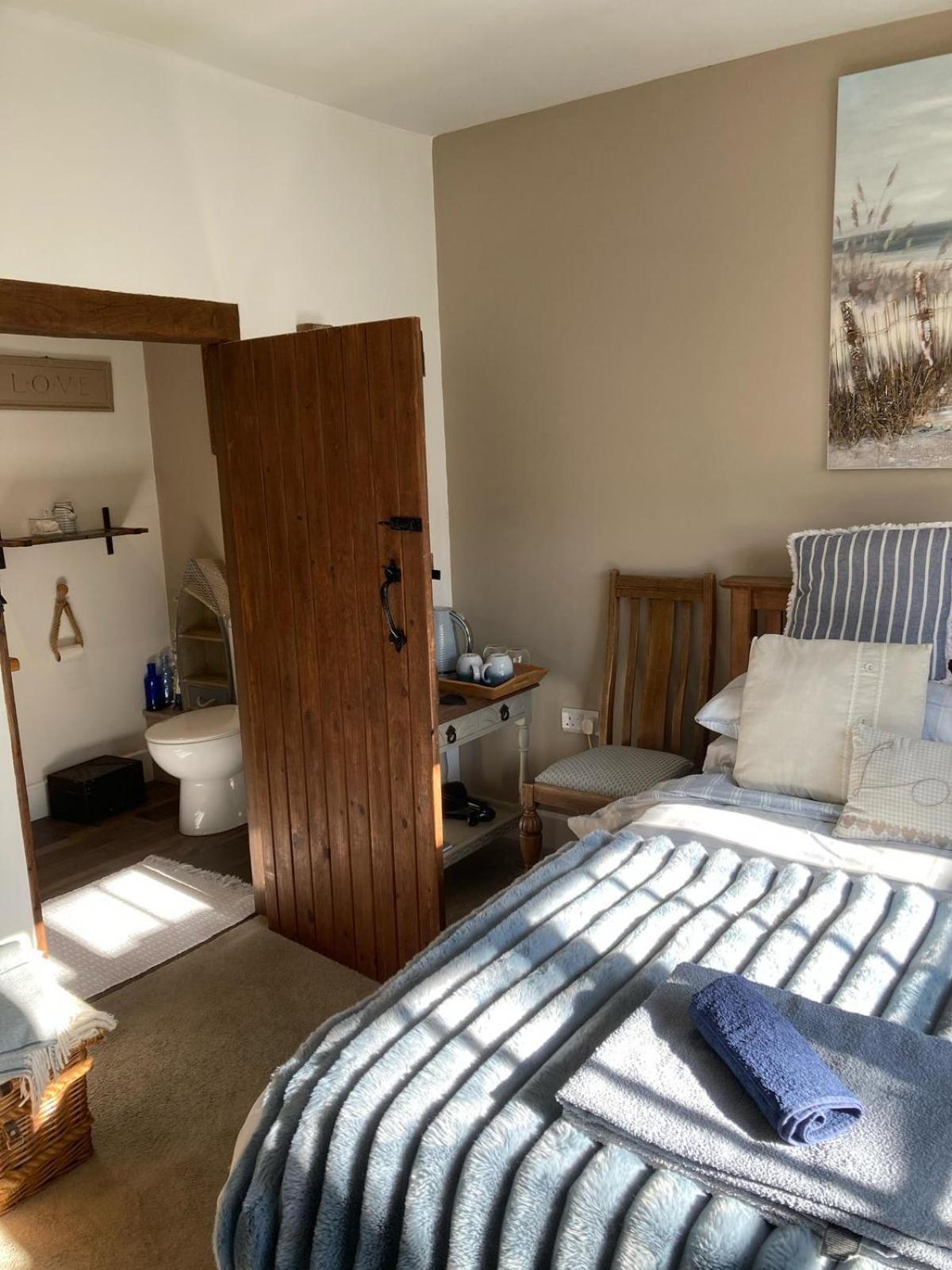 Guest Suite at 31 Little England Milborne Saint Andrew Extérieur photo